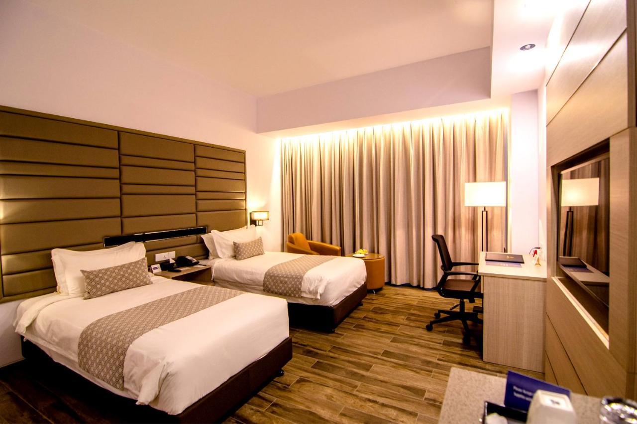 Best Western Sks Chattogram 吉大港 外观 照片