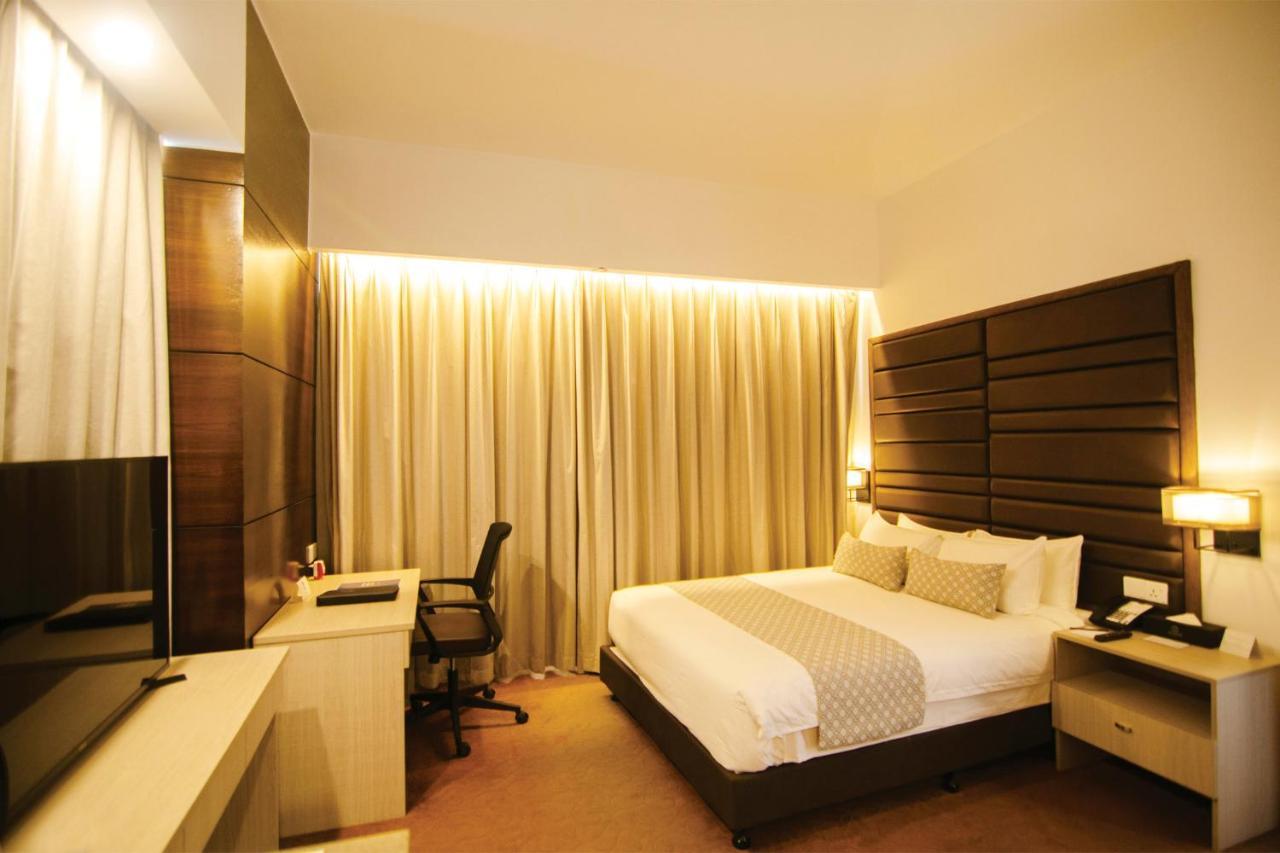 Best Western Sks Chattogram 吉大港 外观 照片