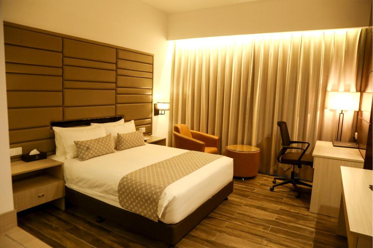 Best Western Sks Chattogram 吉大港 外观 照片