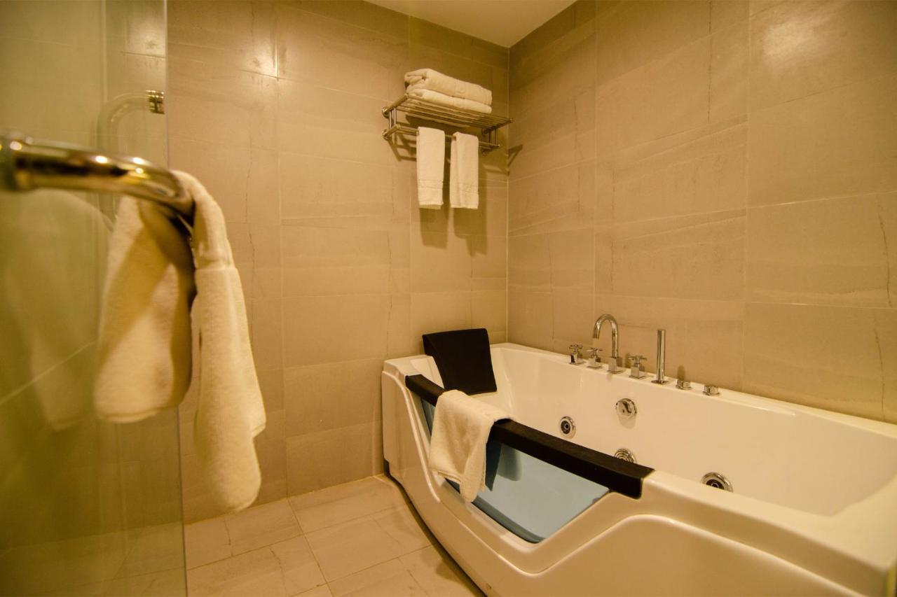 Best Western Sks Chattogram 吉大港 外观 照片